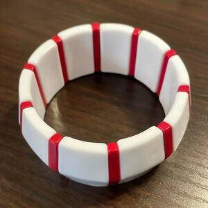 Vintage AVON Stretch Chunky Red & White Bracelet